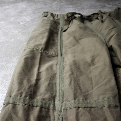 Reversible Seam Taping Easy Pants