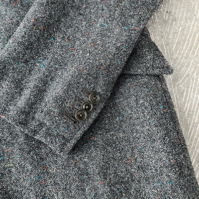 3 Slant Flap Pocket 2 Button Jacket