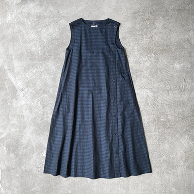 Side Button Sleeveless Dress