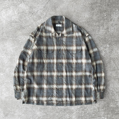 Round Flap Pocket Baggy Shirt