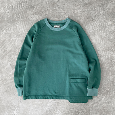 Stick Out Pocket Sweatshirt