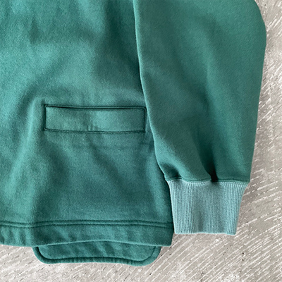 Stick Out Pocket Sweatshirt