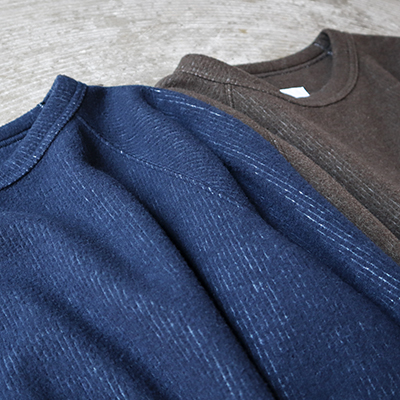 Raglan Sleeve Crew Neck Shirt